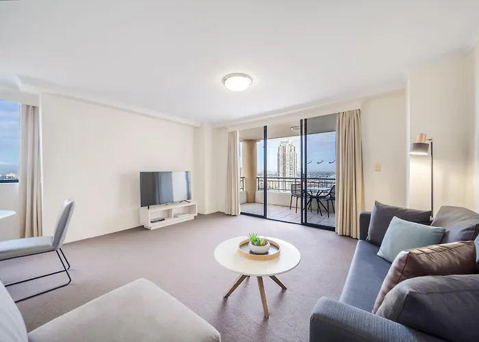 Oaks Sydney Castlereagh Suites